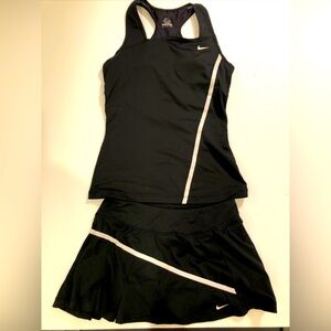 Black Nike tennis outfit. Size Small. Skirt and matching top